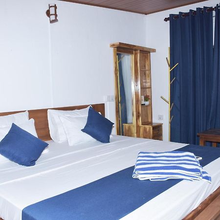 French Garden Regish Guest House Trincomalee Bagian luar foto