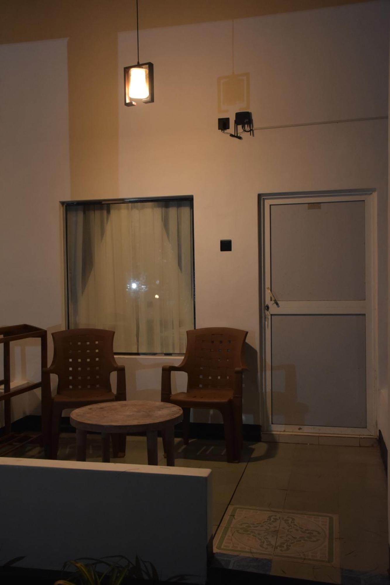 French Garden Regish Guest House Trincomalee Bagian luar foto