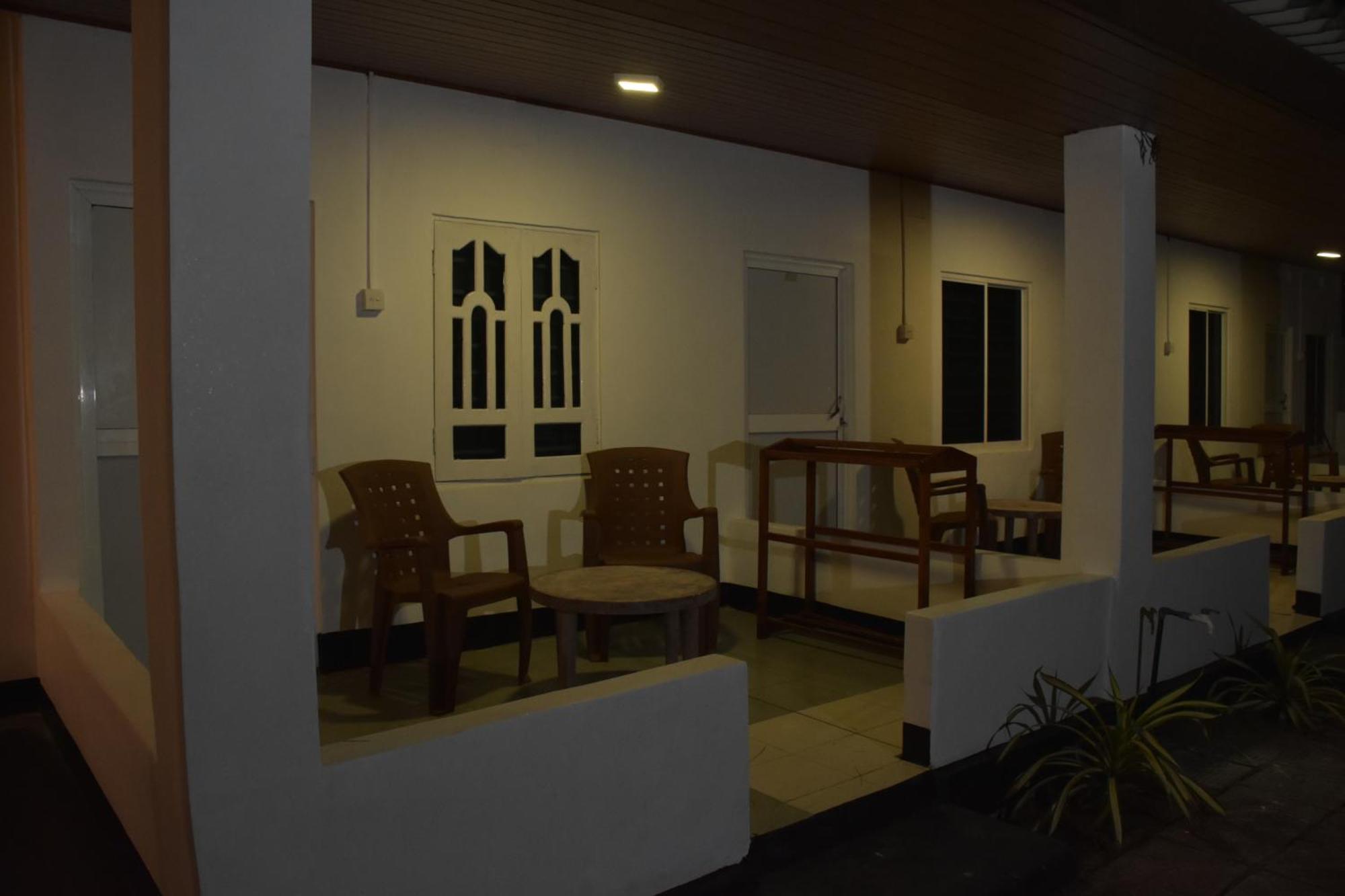 French Garden Regish Guest House Trincomalee Bagian luar foto
