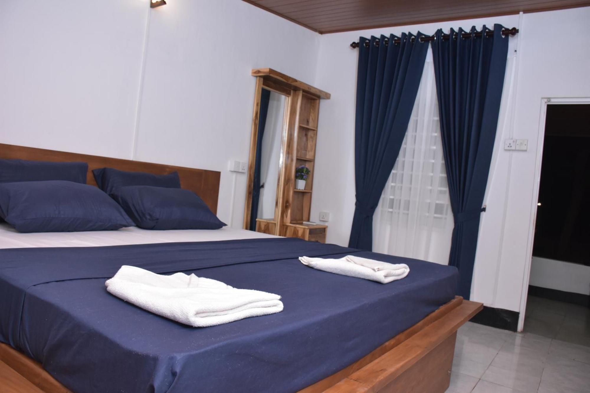 French Garden Regish Guest House Trincomalee Bagian luar foto